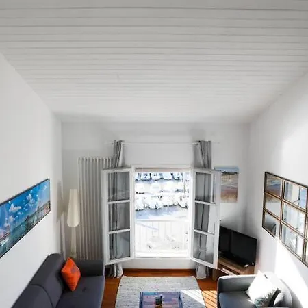 Sur L'ilot De St Martin Au Centre Du Port Vue Exceptionnelle ! Apartament Saint-Martin-de-Ré