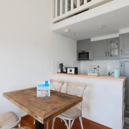 Sur L'ilot De St Martin Au Centre Du Port Vue Exceptionnelle ! Apartament *